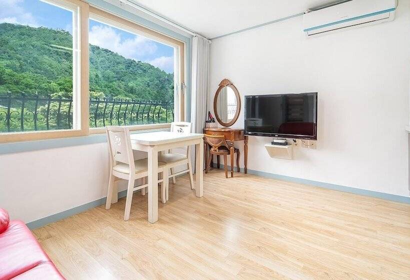 Gapyeong Maplein Pension