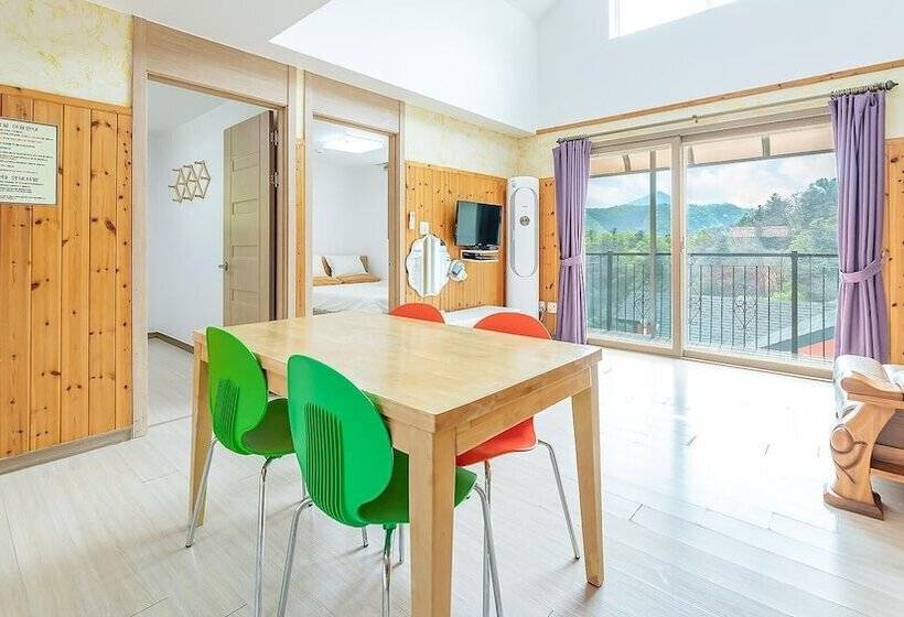 Gapyeong Maronie Spa Pension