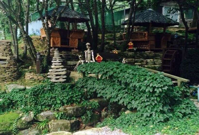 Geumdanggyegok Blue Mountain Pension