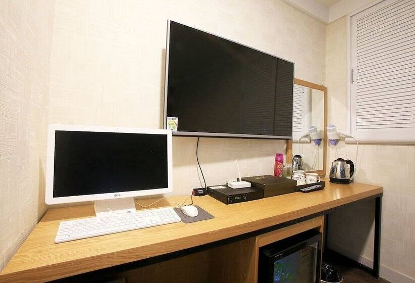 Gimpo Bellucci Motel