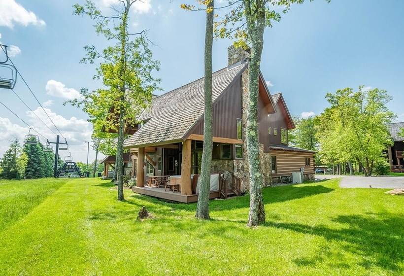 Glamping On The Mountain