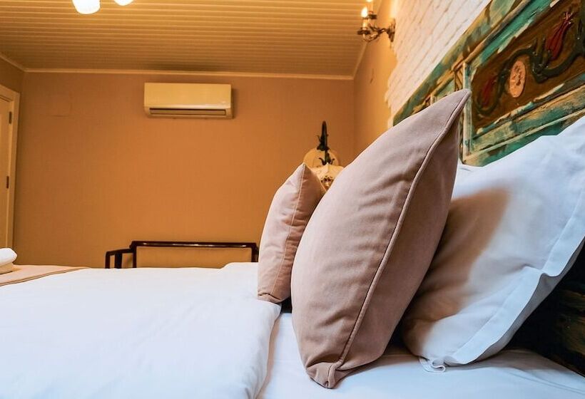 فندق فئة نجمة واحدة 1870 Taş Konak Otel   Sanat Sokağı