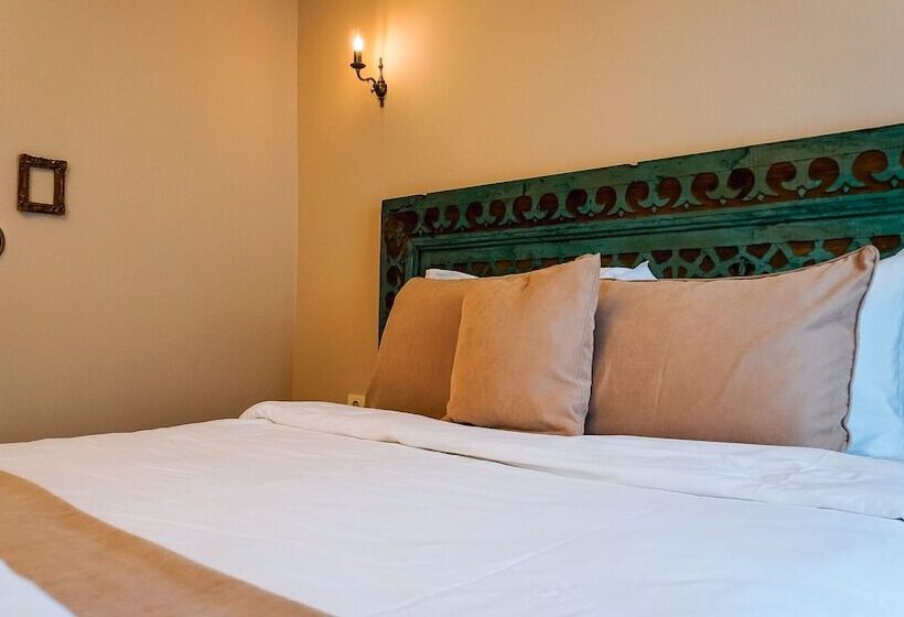 فندق فئة نجمة واحدة 1870 Taş Konak Otel   Sanat Sokağı