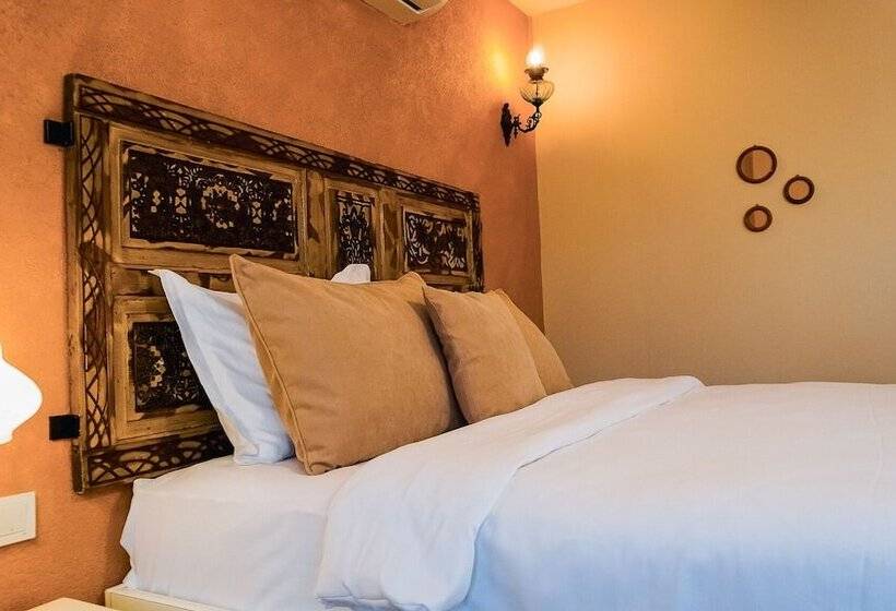 فندق فئة نجمة واحدة 1870 Taş Konak Otel   Sanat Sokağı