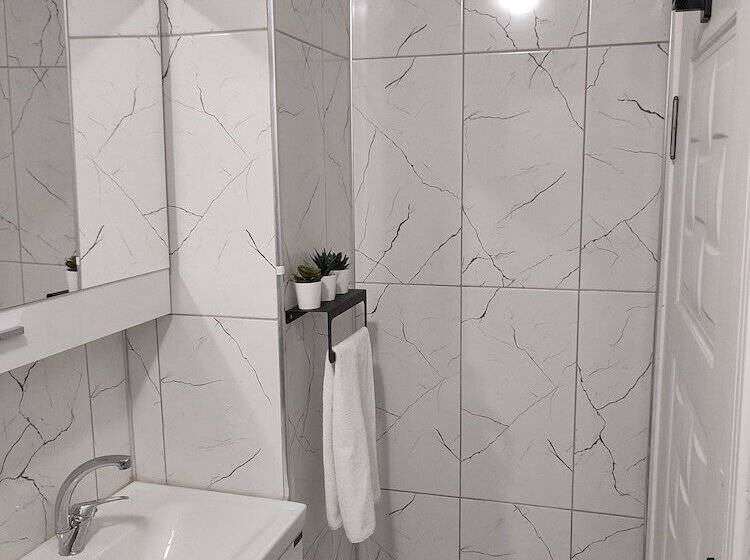 Хостел İmroz Begonvil