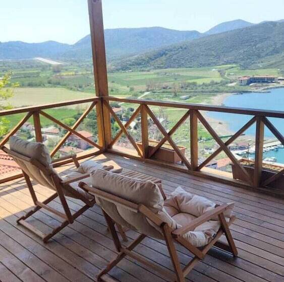 Хостел İmroz Begonvil