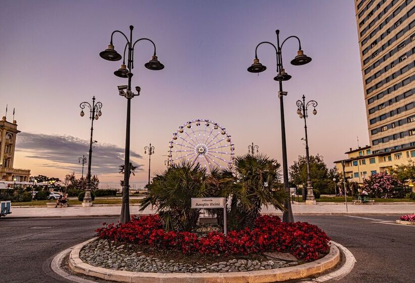 مسافرخانه Villa Maria