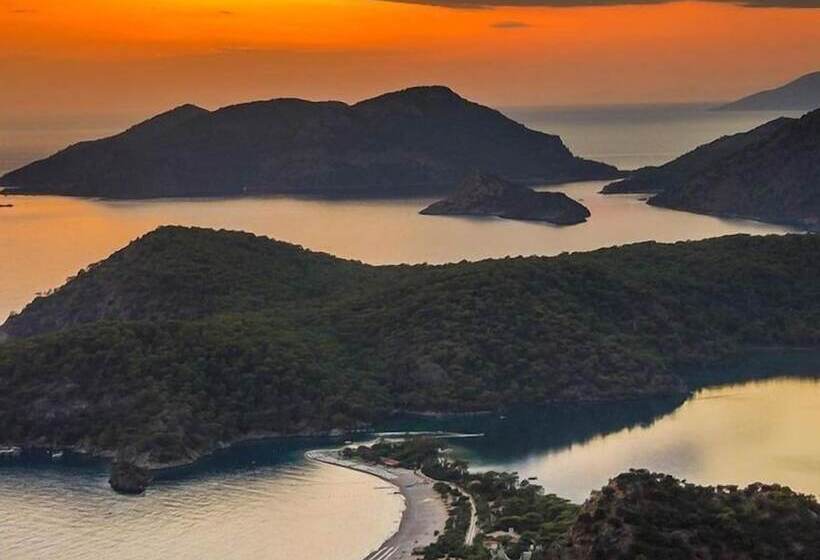 ホテル Barlas Fethiye