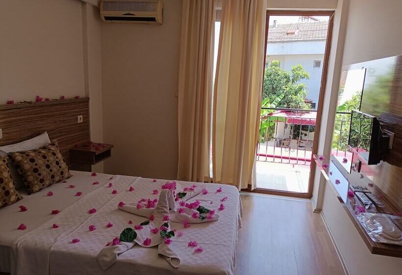 ホテル Barlas Fethiye