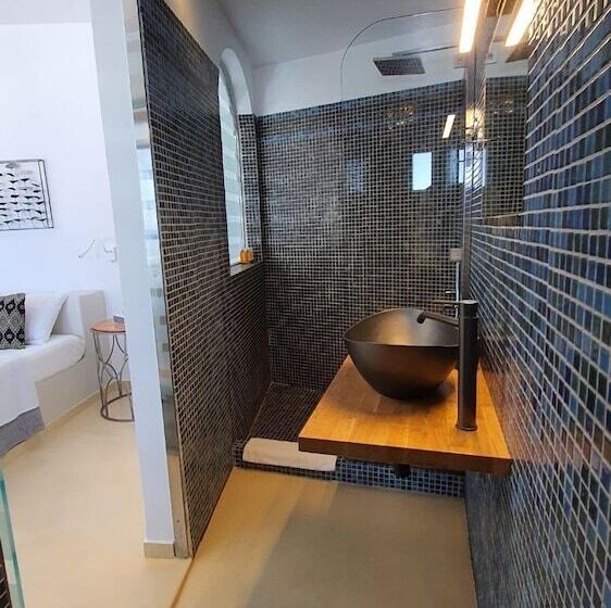 בית מלון כפרי Caldera S Majesty