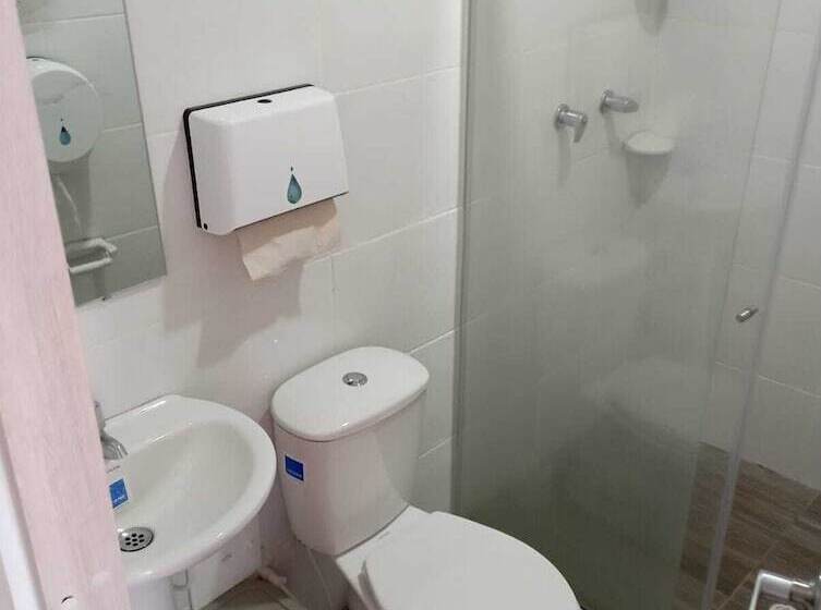 בית מלון כפרי Capzule Inn