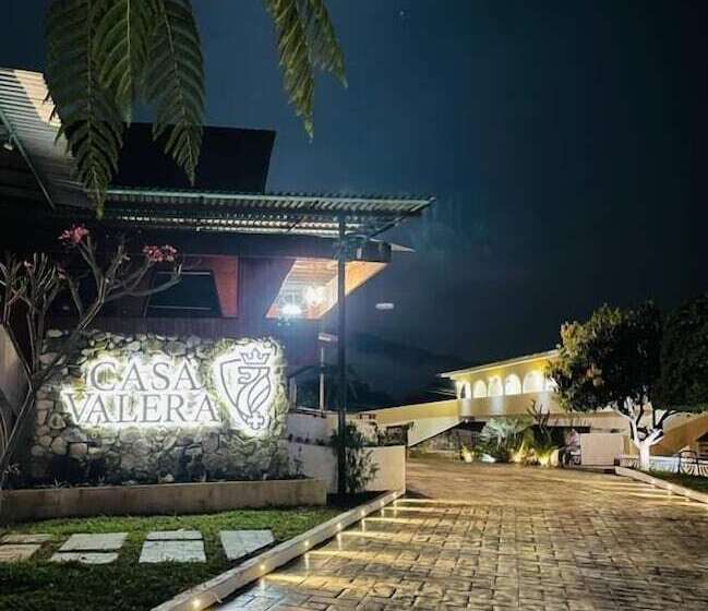 Отель Casa Valera