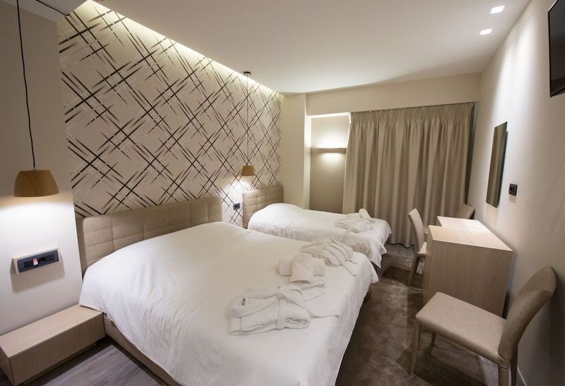 בית מלון כפרי Castello City