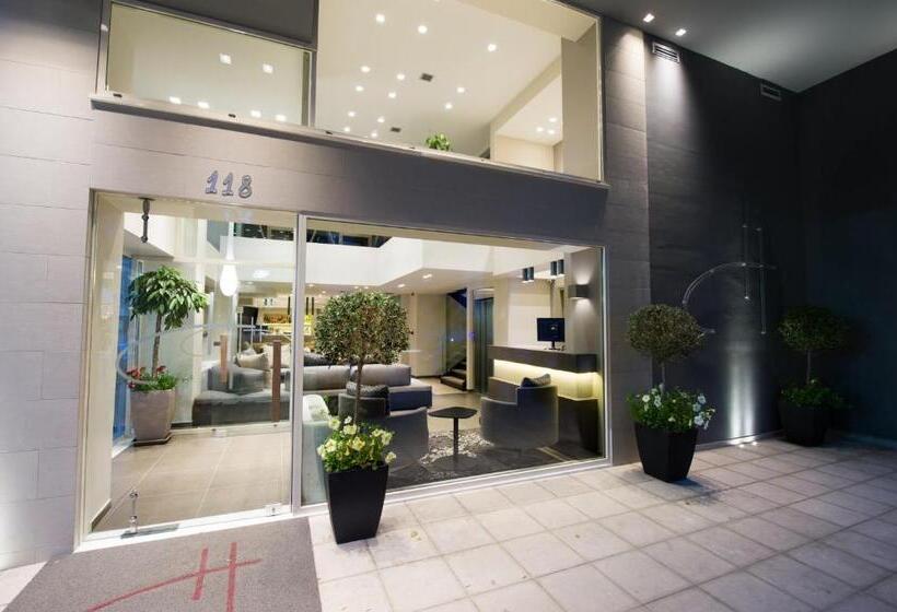 בית מלון כפרי Castello City