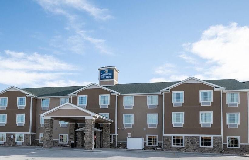 Cobblestone Hotel & Suites   Lamar