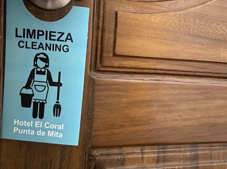 هتل El Coral
