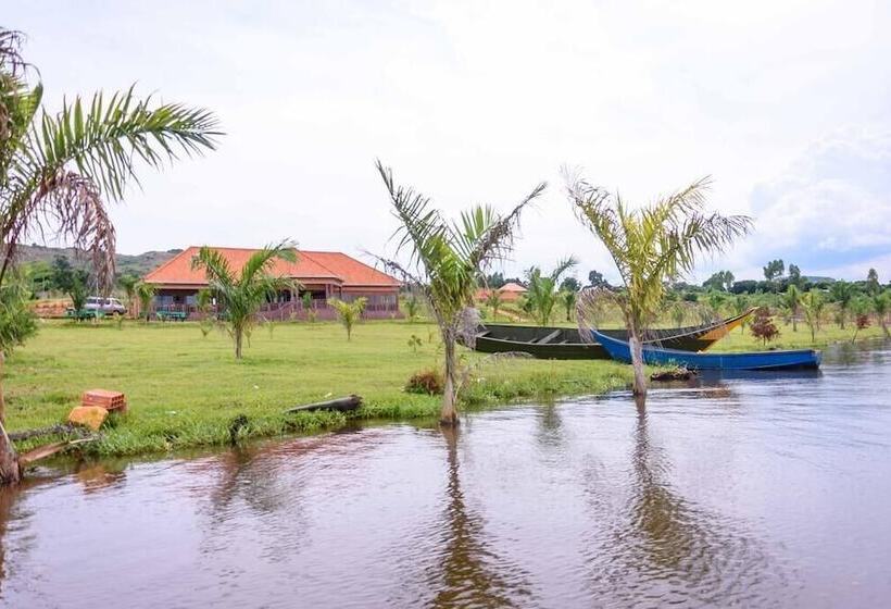 هتل Fancy Resort Beach