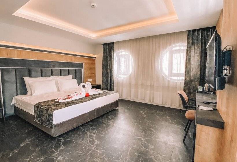 酒店 Four Sides Bodrum Airport