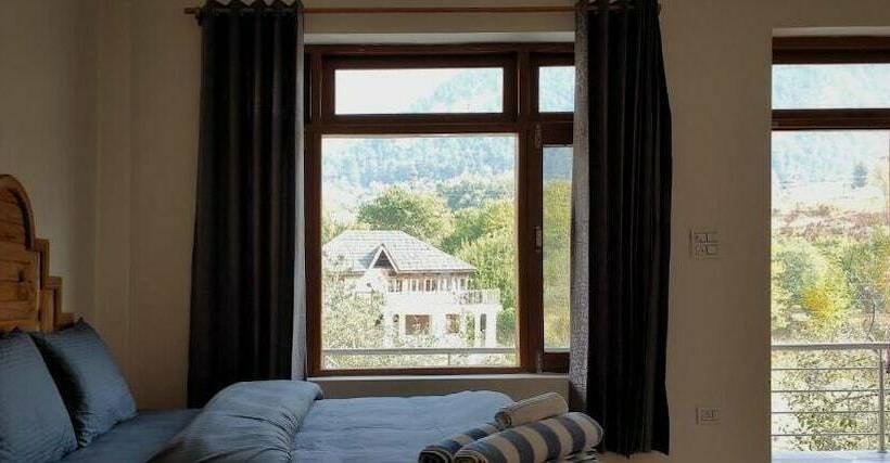 فندق Jojo S Nest