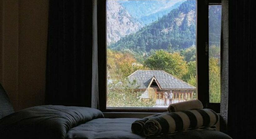 فندق Jojo S Nest