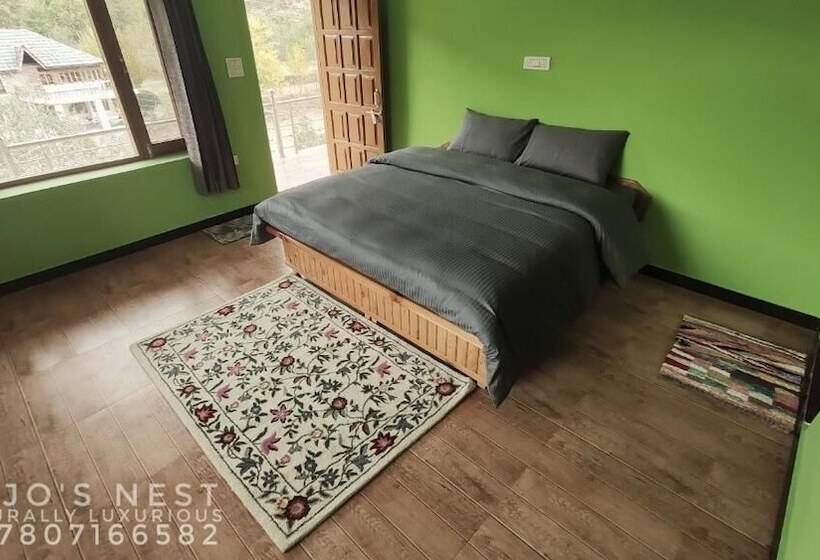 فندق Jojo S Nest