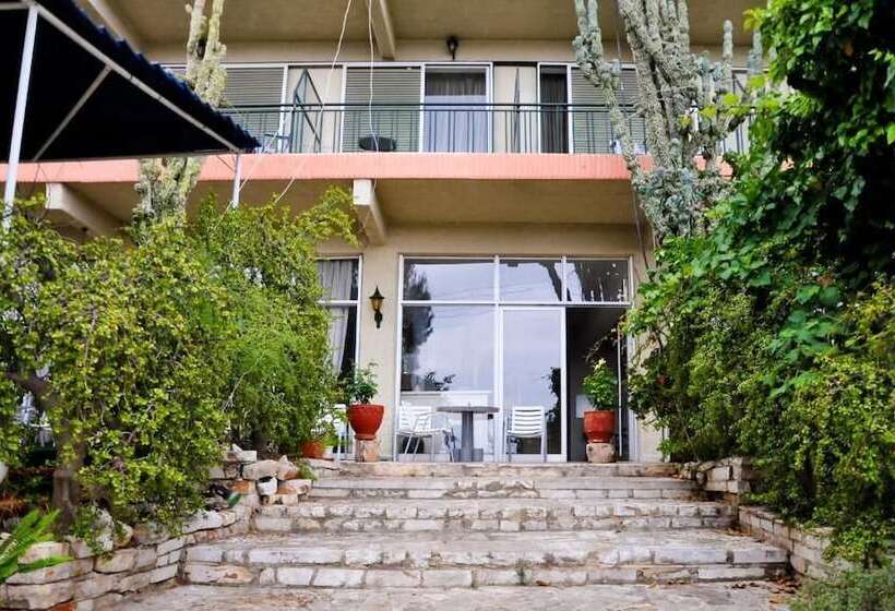 בית מלון כפרי Korfos