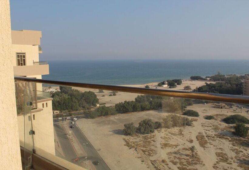 هتل Magic Suite Mahboula 5