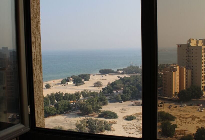 هتل Magic Suite Mahboula 5