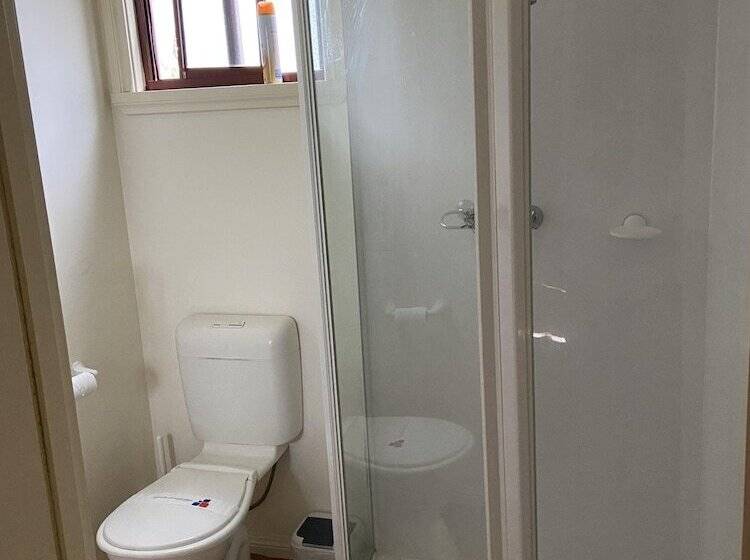 בית מלון כפרי Mansfield Lakeside