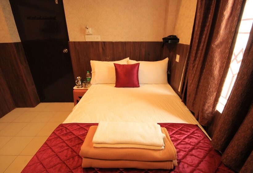 Отель M.g.r. Park Inn