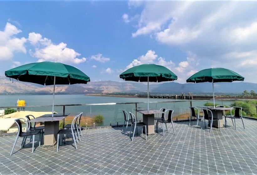 בית מלון כפרי Nakshatra Resort