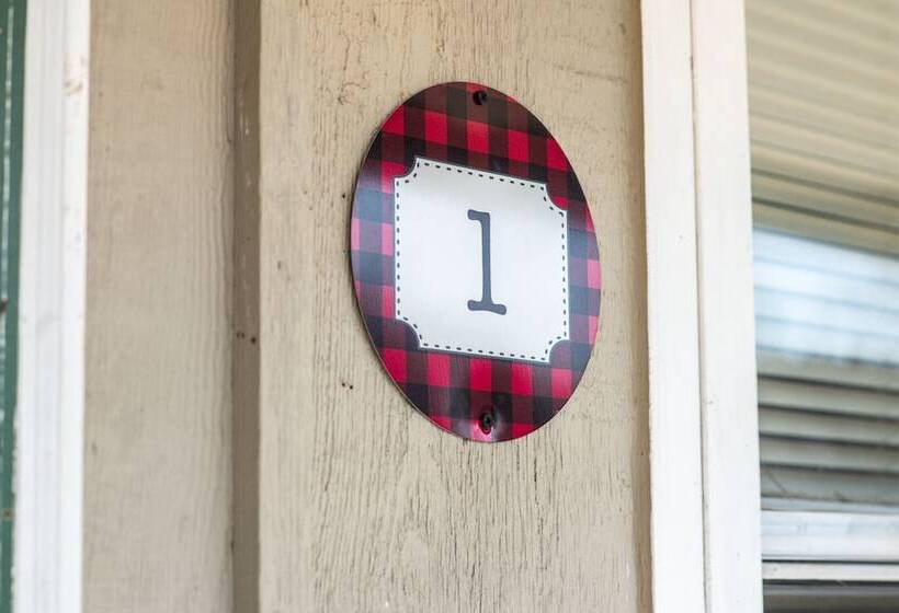 فندق Outdoors Inn At Balsam Lake