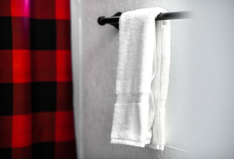 فندق Outdoors Inn At Balsam Lake