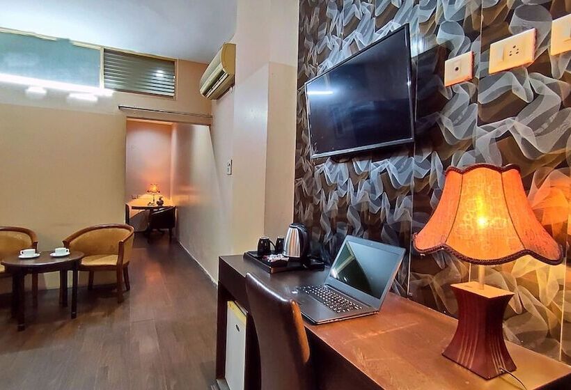 Park Square By Shrigo Hotels