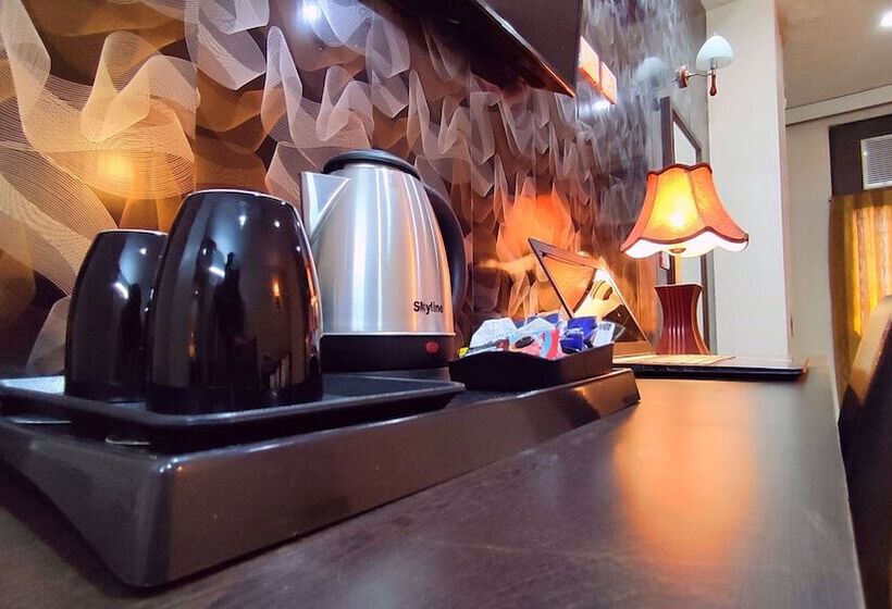 Park Square By Shrigo Hotels