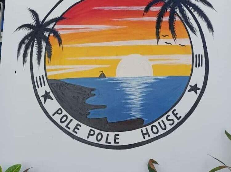 Отель Pole Pole House