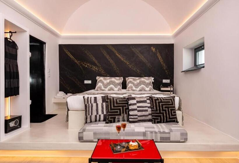 فندق Saint Sin Suites  Adults Only