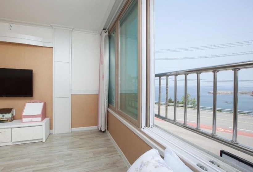 فندق Samcheok Sicily Pension