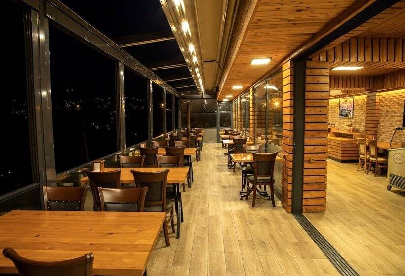 בית מלון כפרי Sari Kosk