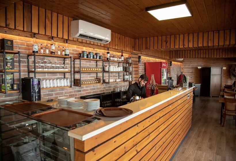 בית מלון כפרי Sari Kosk