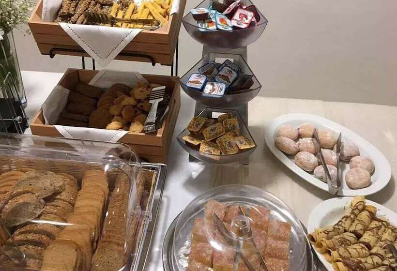 בית מלון כפרי Serenity Tolo