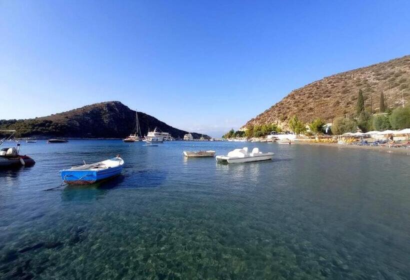 בית מלון כפרי Serenity Tolo