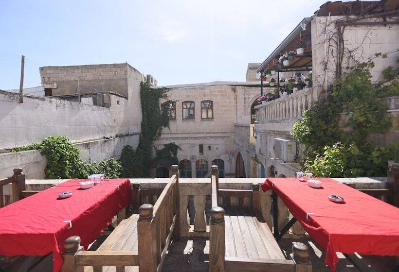 هتل Serif Pasa Konaklari