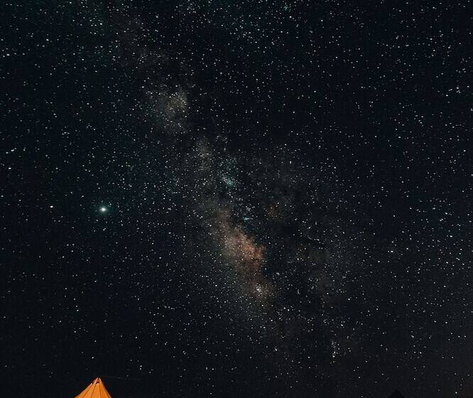 בית מלון כפרי Starlight Camp Mount Rushmore