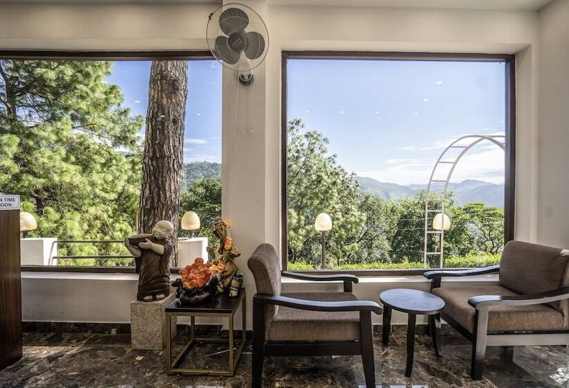 ホテル The Golden Sunrise