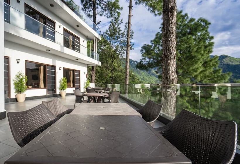 ホテル The Golden Sunrise