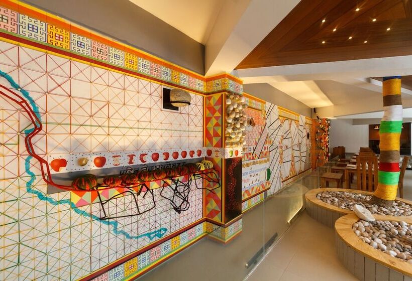 فندق Tree Of Life Eila Art