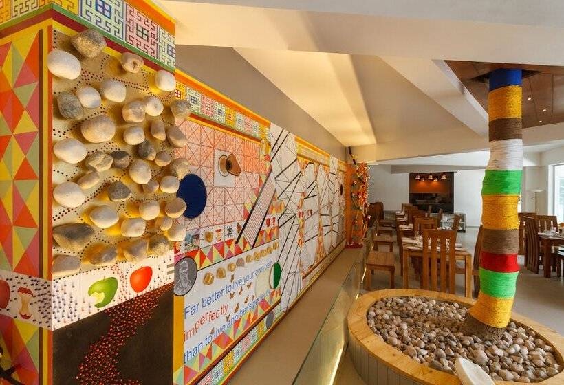 فندق Tree Of Life Eila Art