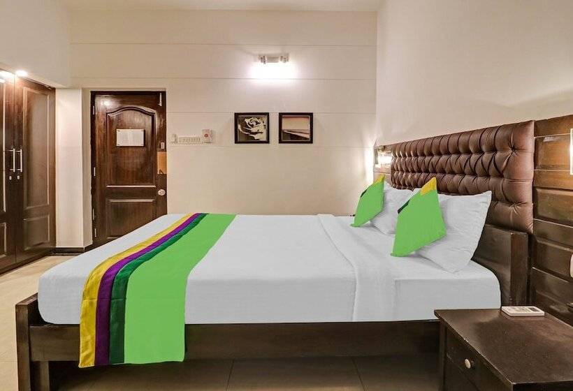 בית מלון כפרי Treebo White Inn Koramangala