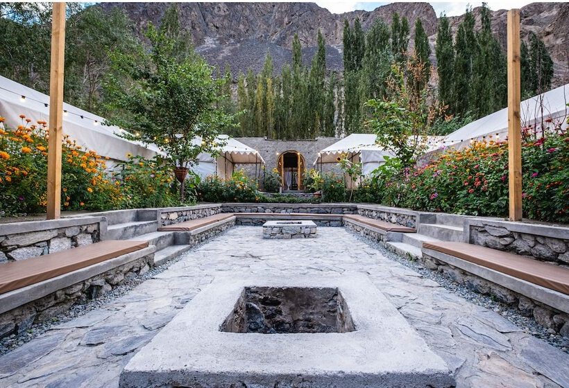 فندق Tyakshi Eco Village